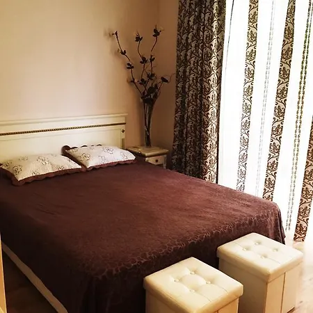 Lägenhet Dawn Park Deluxe Slăntjev Brjag